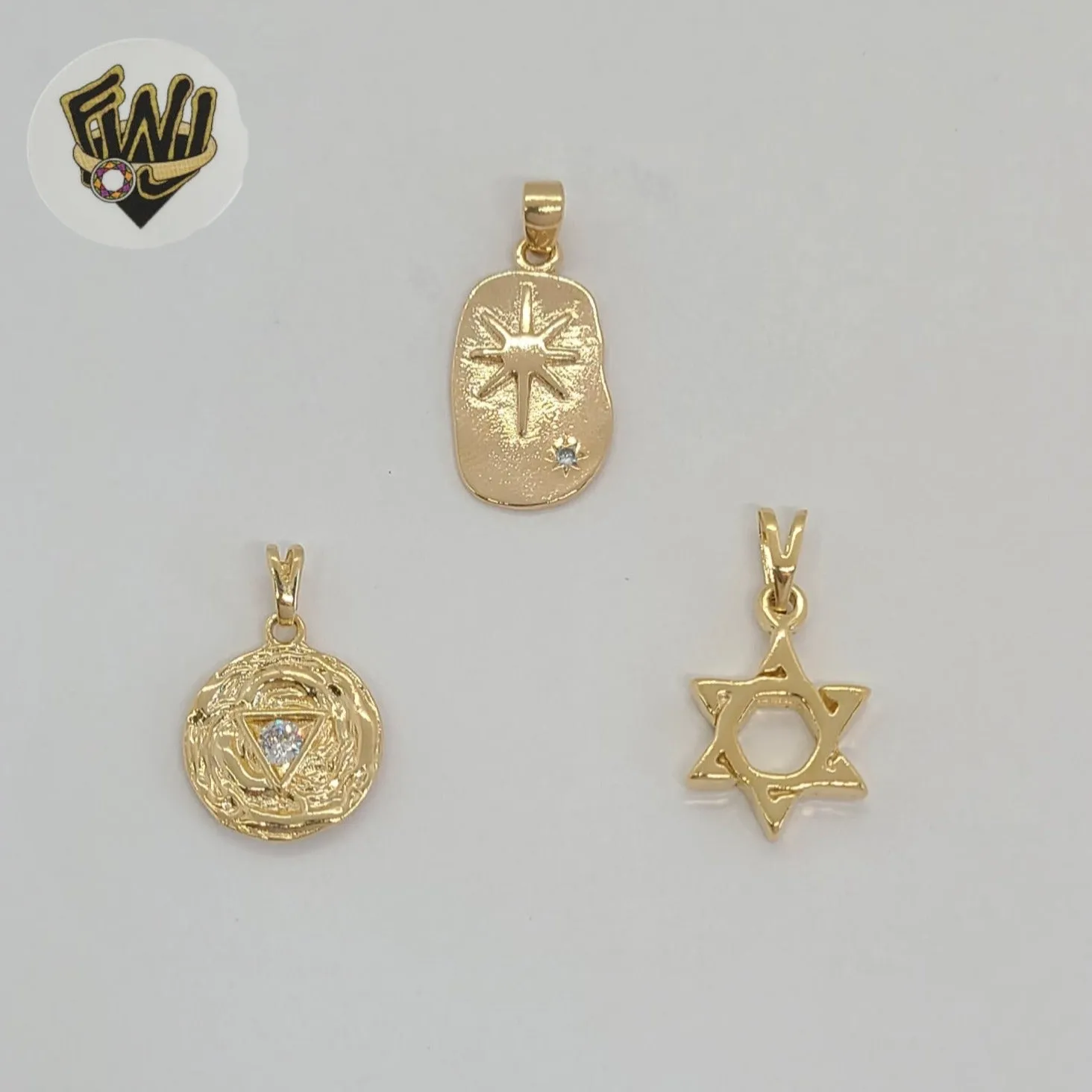 (1-2276) Gold Laminate - Medal Pendants  - BGF