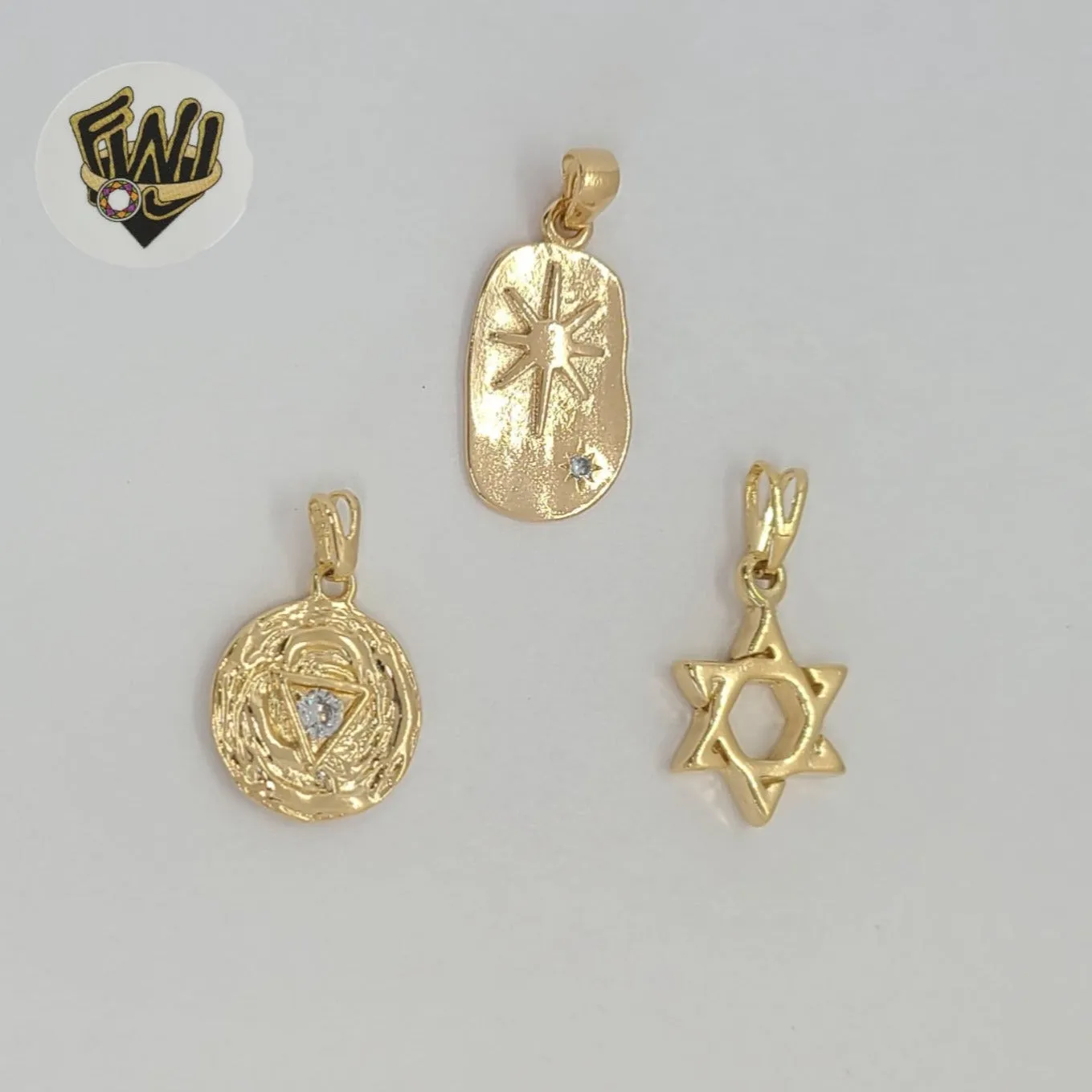 (1-2276) Gold Laminate - Medal Pendants  - BGF