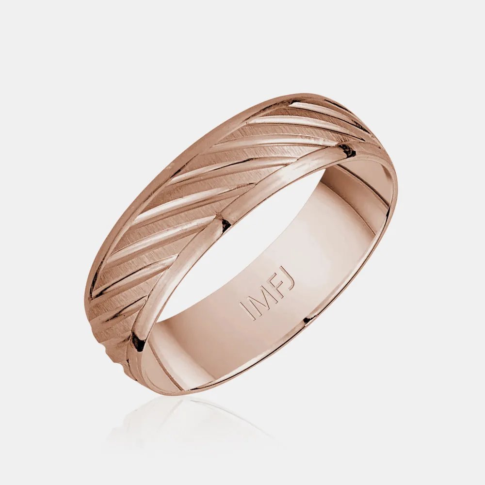 14K Diagonal Polished Lines Wedding Band