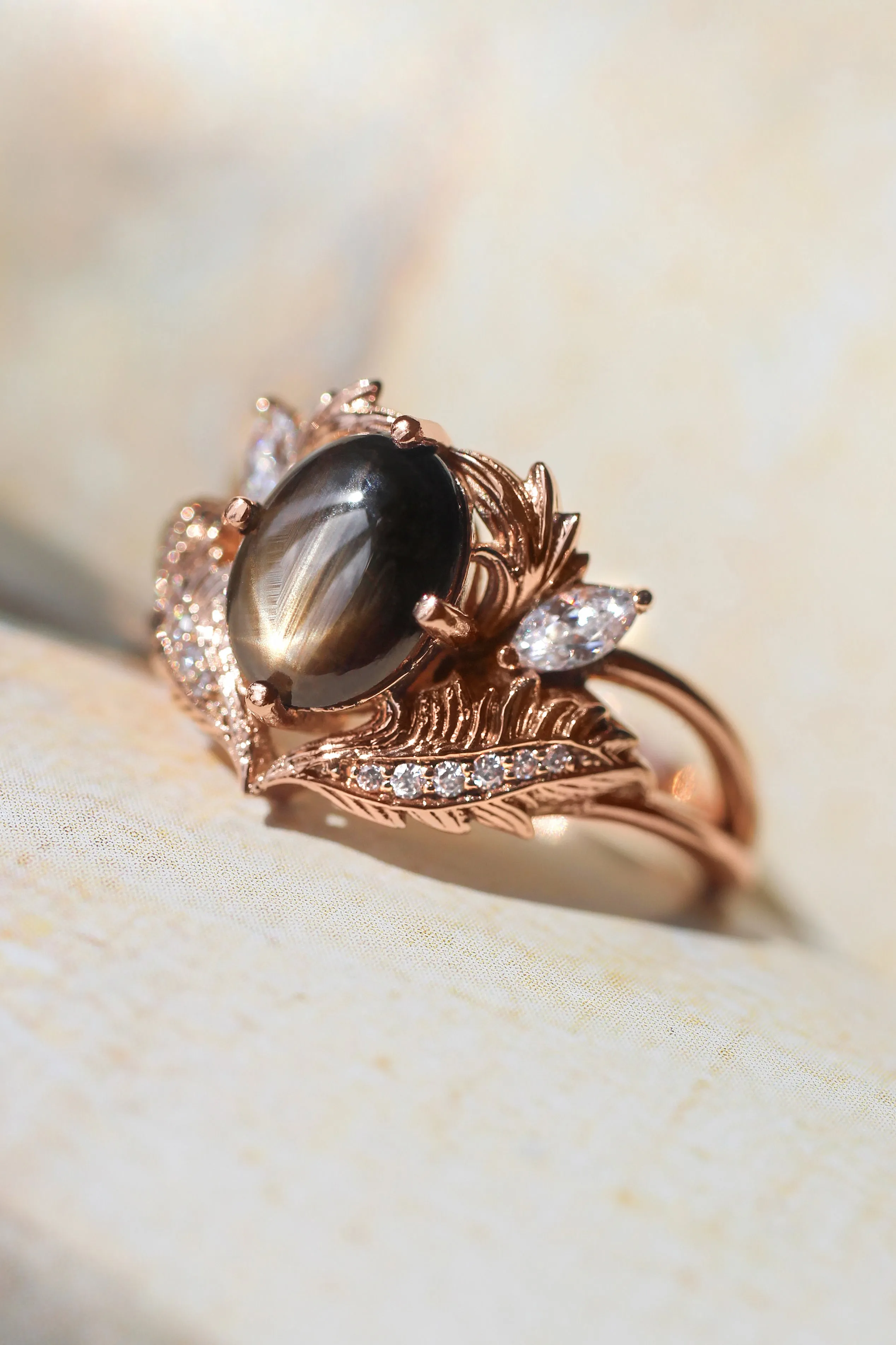 Adonis | oval gemstone setting with marquises