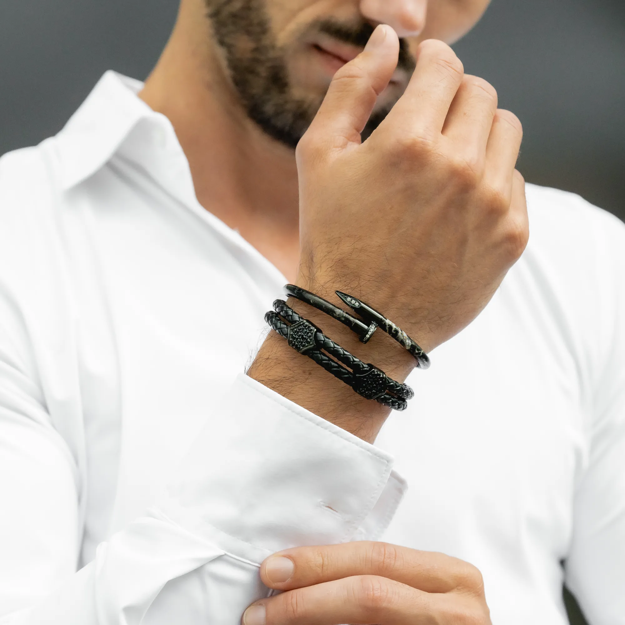 Bracelet Black Nail with Zircon Diamond - Black Leather