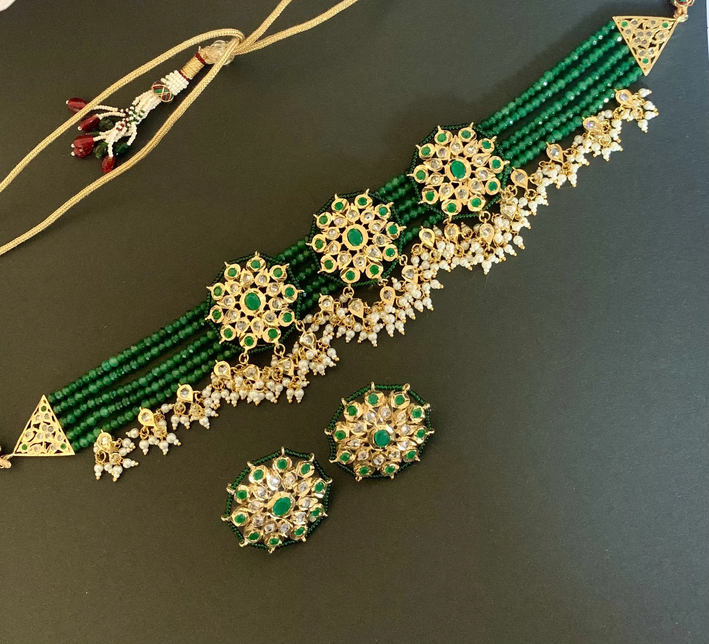 C16 Amra choker in green ( READY TO SHIP)