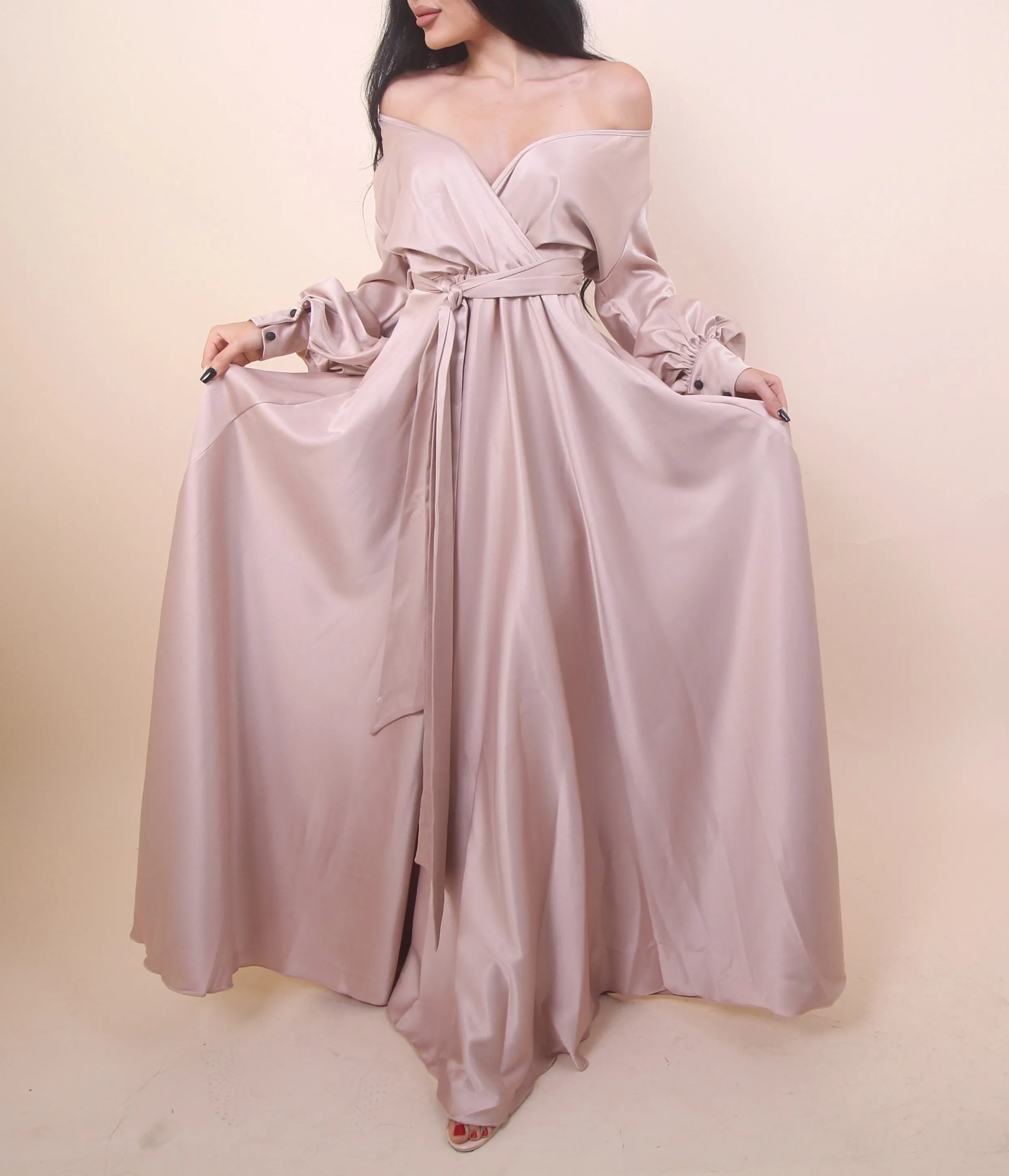 CHAMPAGNE - 'DREAM' Satin Gown