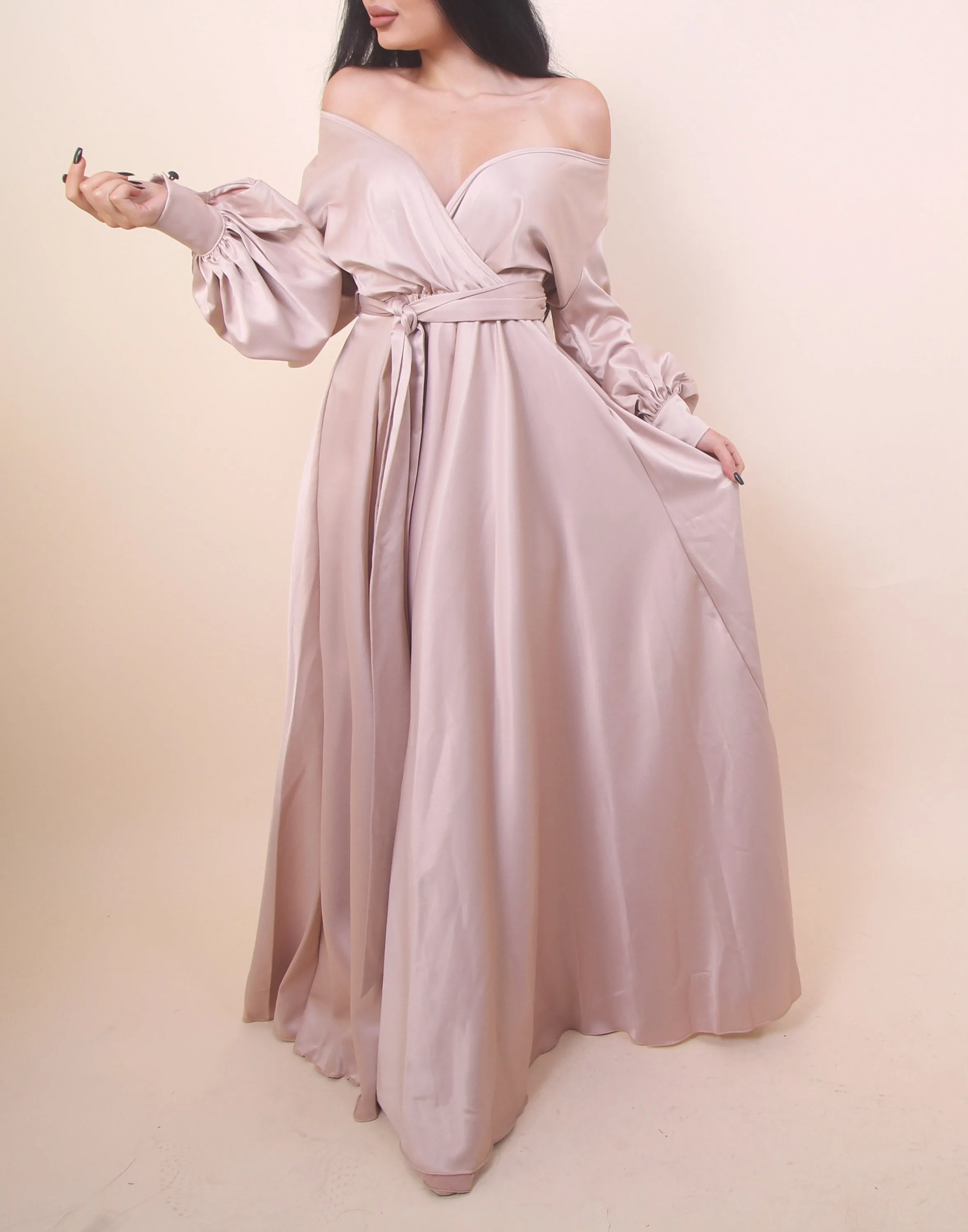 CHAMPAGNE - 'DREAM' Satin Gown