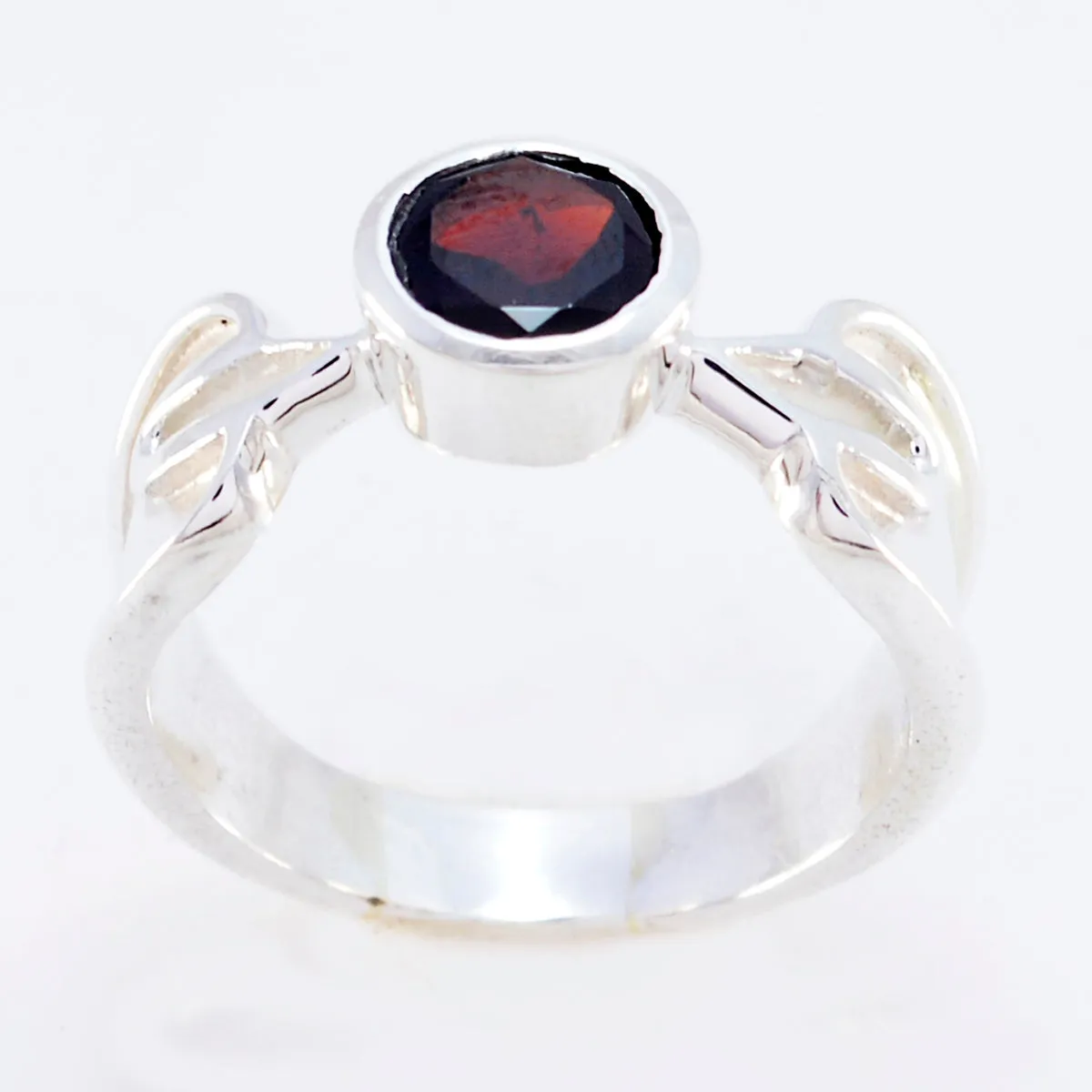 Cunning Gemstone Garnet 925 Sterling Silver Rings Black Jewelry Box