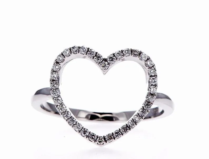 Diamond Heart Frame Ring (0.20Ctw)