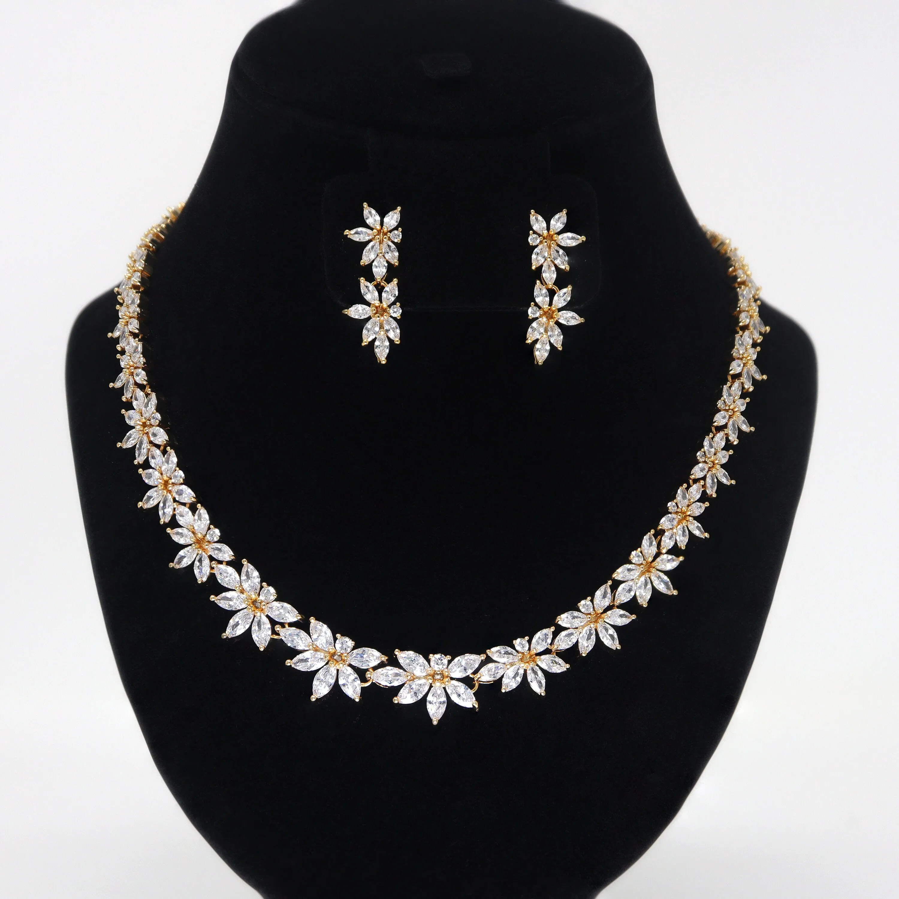 Diamond/ Swarovski Crystal Elegant Floral Vine Necklace Set, Long Bridal Jewelry Set, Crystal Bridal Earrings, Statement Earrings