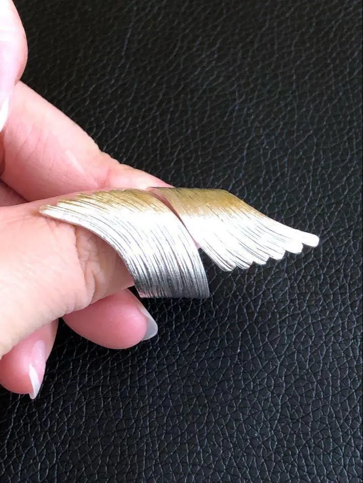 Folding Angel Wings Resizeable Ring