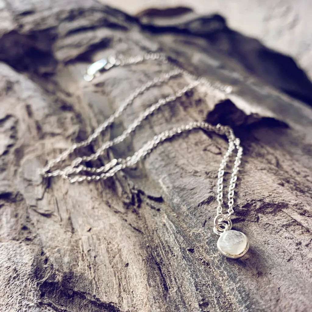 itty bitty Luna // moonstone or labradorite & sterling silver necklace