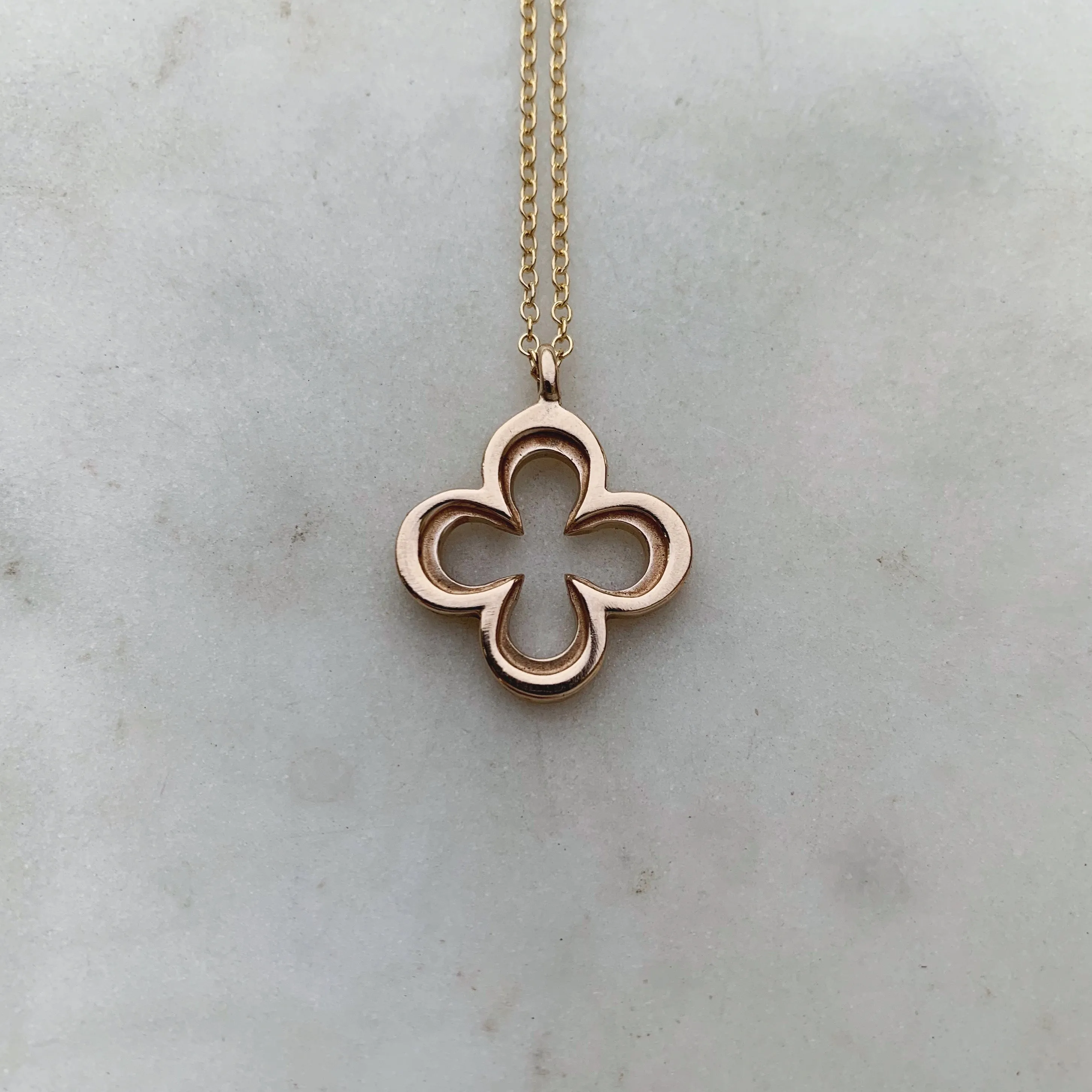 QUATREFOIL PENDANT