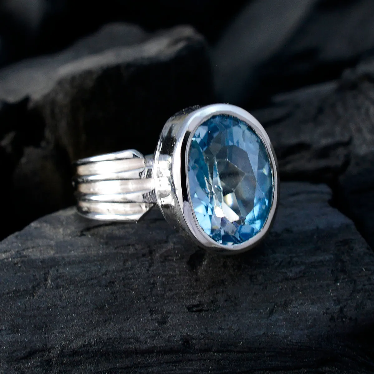 Radiant Gemstone Blue Topaz 925 Sterling Silver Ring Jewelry News