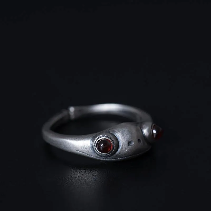 Red Garnet Frog Huggle Ring