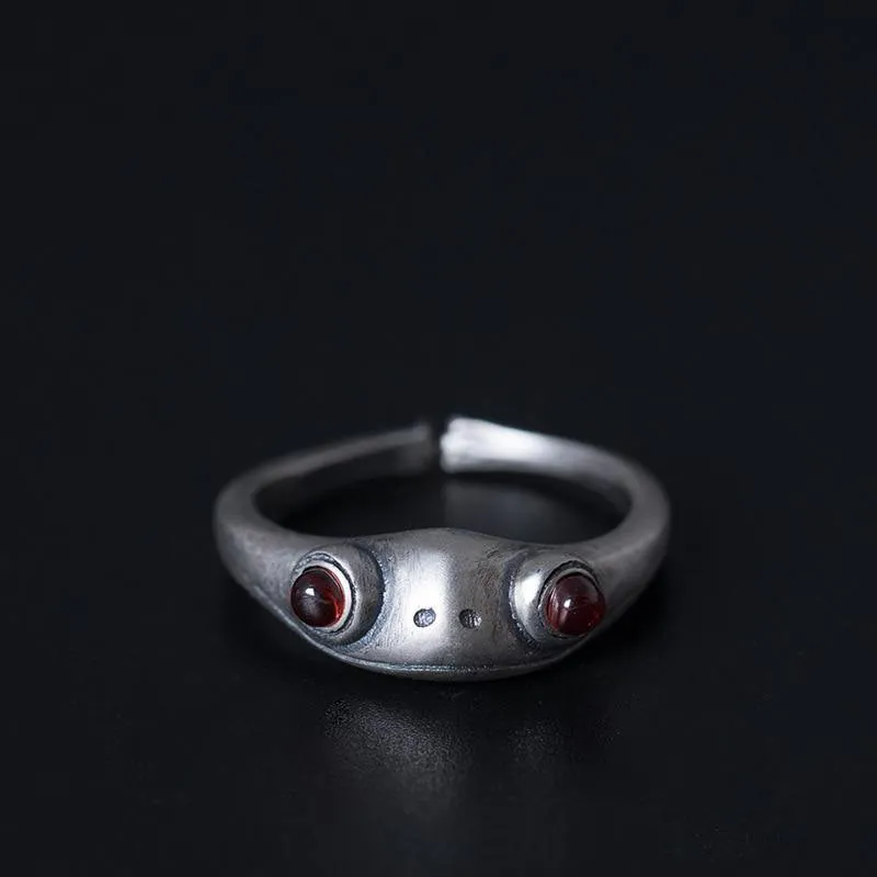 Red Garnet Frog Huggle Ring