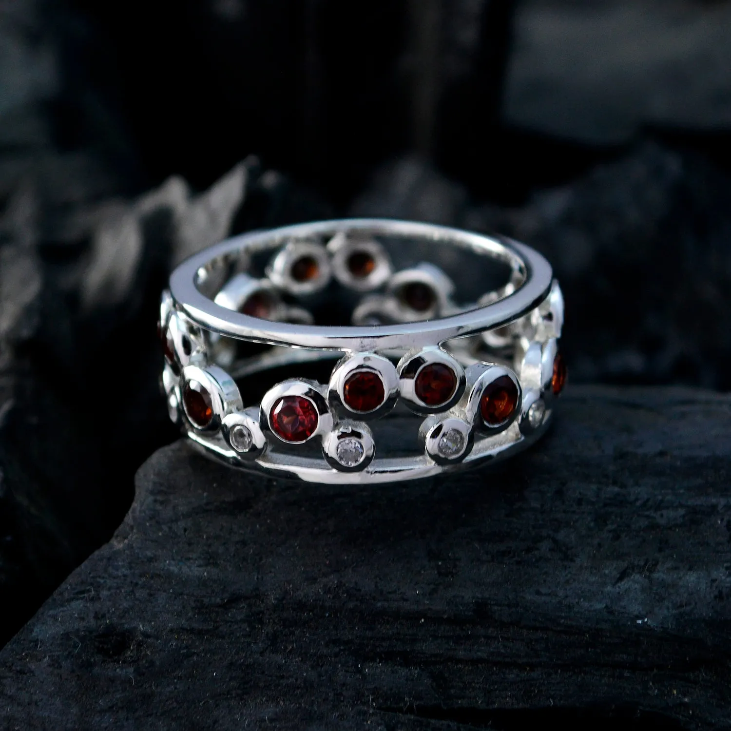 Riyo Attractive Gems Garnet Sterling Silver Ring Fashion Jewelry