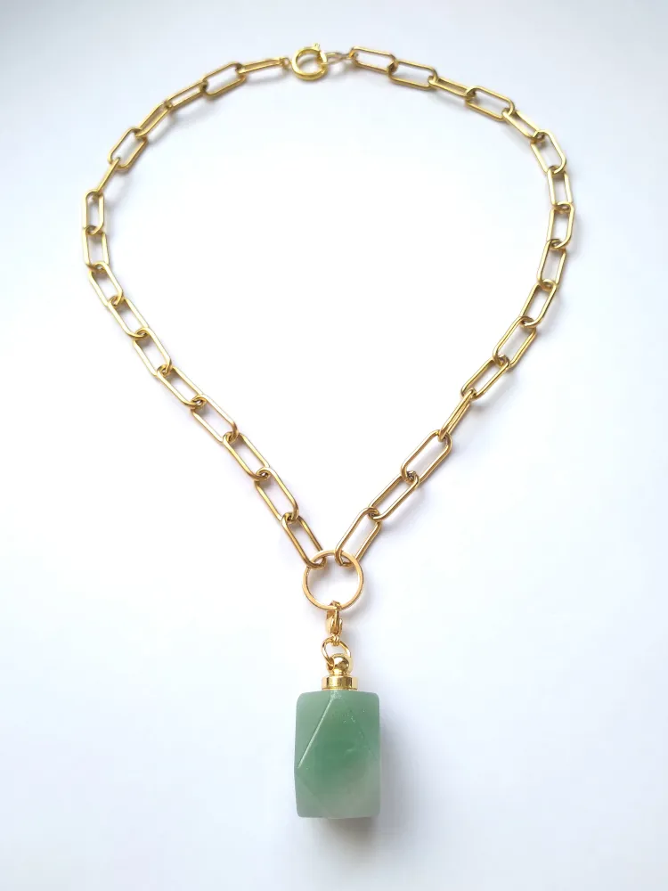 Samantha Necklace with Hexagon Aventurine Essential Oil Bottle