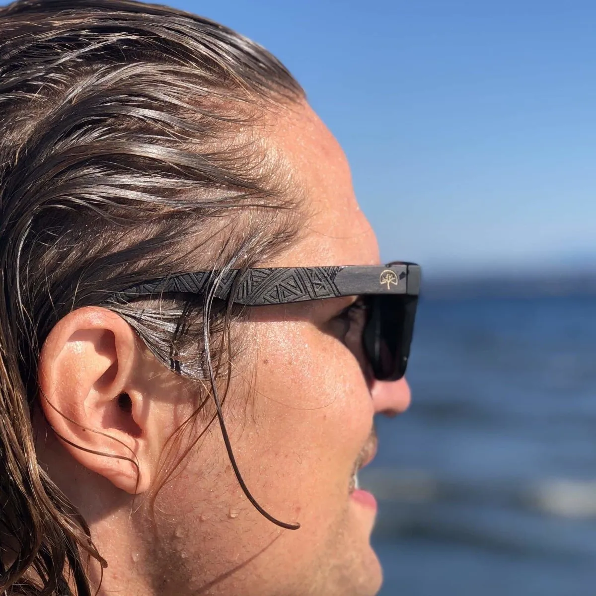 The Islander (Blue Mirror Lenses)