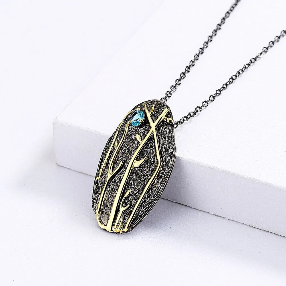 Two-Tone Shell Shape Pendant Necklace