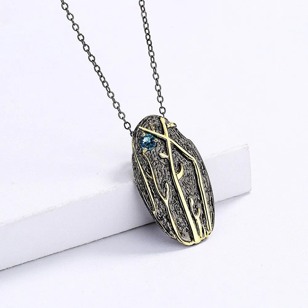 Two-Tone Shell Shape Pendant Necklace